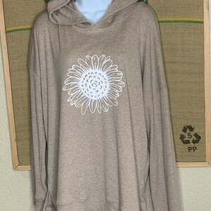 OVANVISO Women's Sunflower Graphic Hoodie Long Sleeve Pullover Sweatshirt Tunic